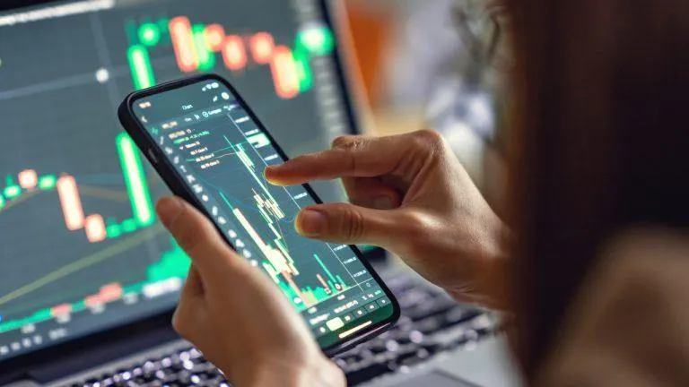 Picture from Bitcoin.com News for: Deepsigma launches paper trading across 77 traditional markets