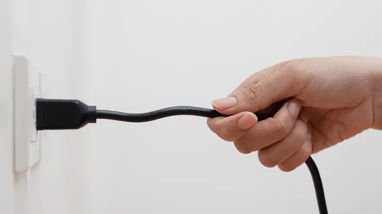 Picture from Bitcoin.com News for: Binance to shut down its Bitcoin mining pool on 10 November 2026