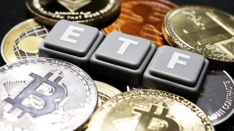 Picture from Bitcoin.com News for: Bitcoin ETFs lose $138m as BlackRock's IBIT leads Friday outflows