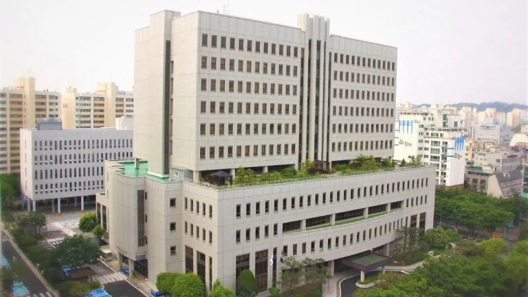 Picture from Bitcoin.com News for: Seoul court acquits influencer Park in $253m crypto fraud case