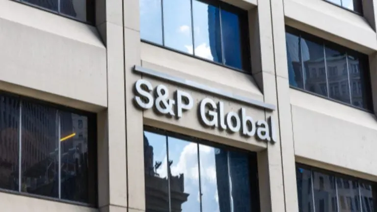 Picture from Bitcoin.com News for: S&P Global launches risk framework for $10bn DeFi lending vaults